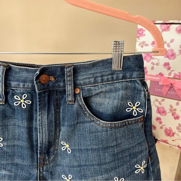 Madewell High-Rise Floral Embroidered Jean Shorts Size 26 - Picture 4 of 4